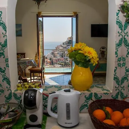 M'incanto Apartment